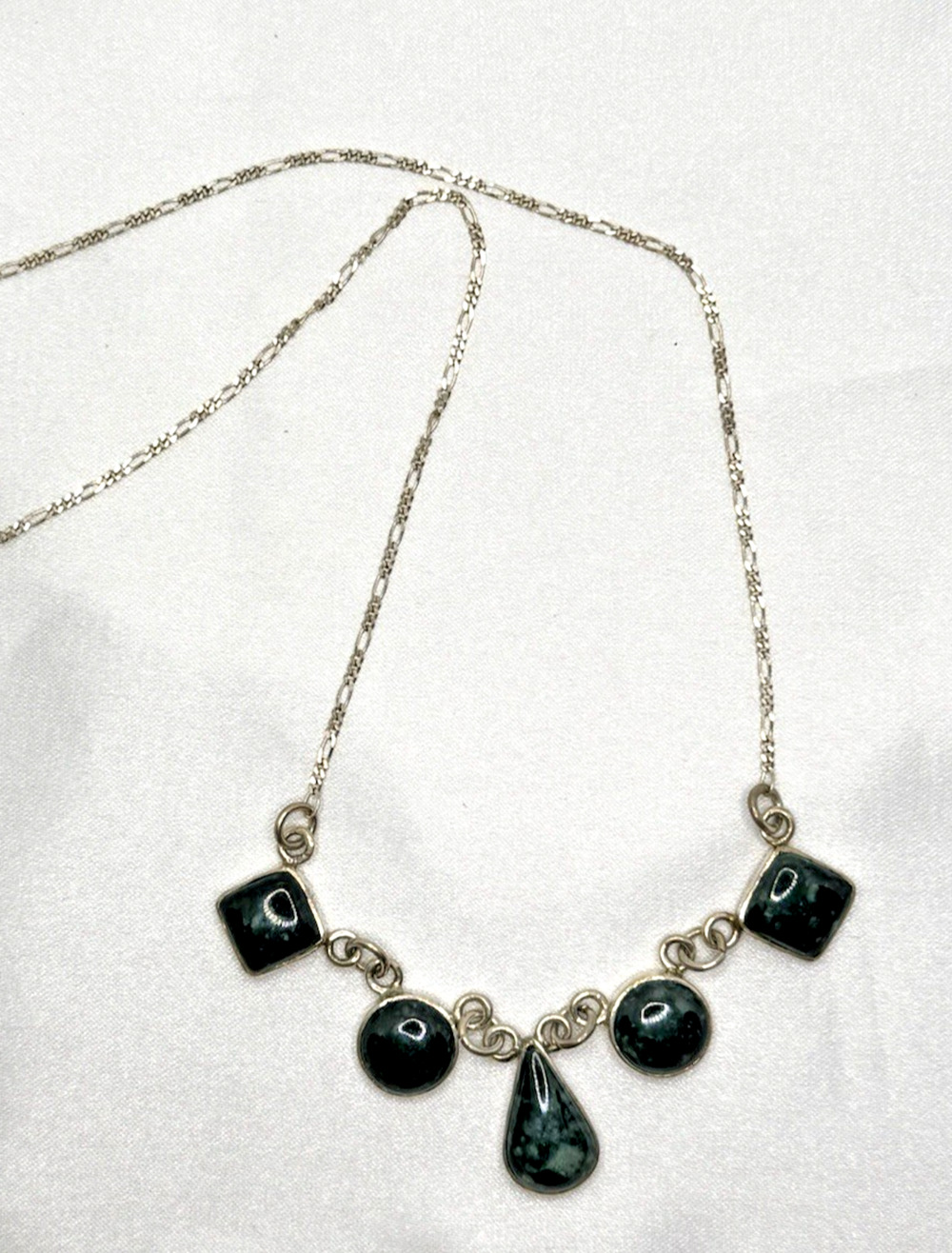 Vintage Italy 925 Sterling Silver Figaro Necklace 5 Geometric Green Stone Charms